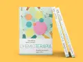 Okładka książki "Chemioterapia" z ilustracją dłoni i kolorowych kół.