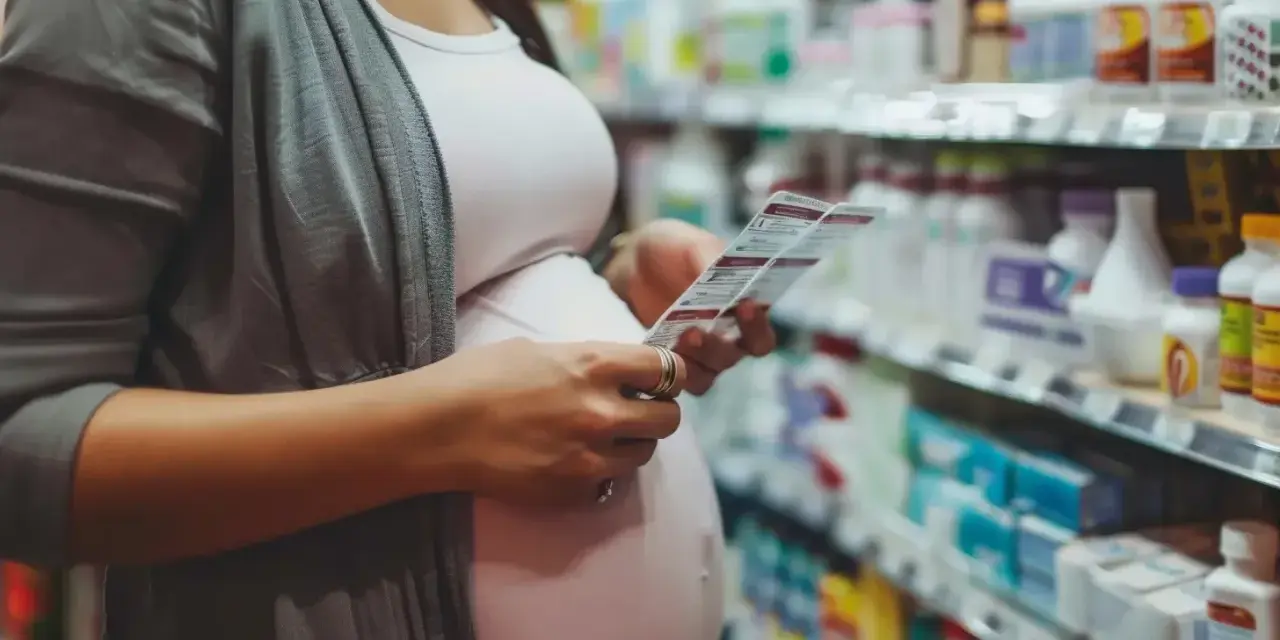 Bezpieczne leki na ból głowy w ciąży – co warto wiedzieć?