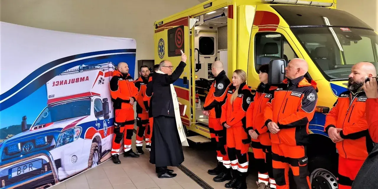 Ile kosztuje nowa karetka pogotowia? Ceny, które mogą zaskoczyć
