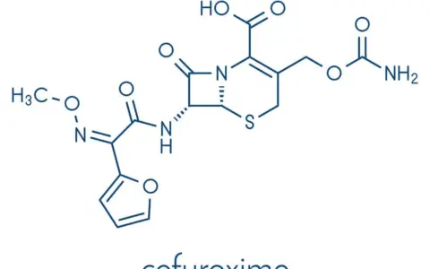 Struktura chemiczna cefuroksymu, antybiotyku z grupy cefalosporyn, znanego też jako Zinnat.