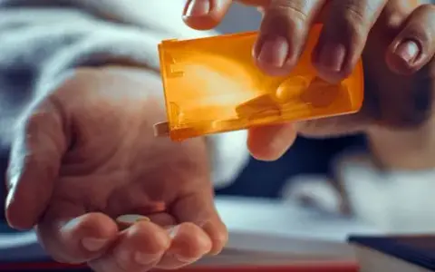 Na co jest lek metronidazol i jakie infekcje może leczyć?