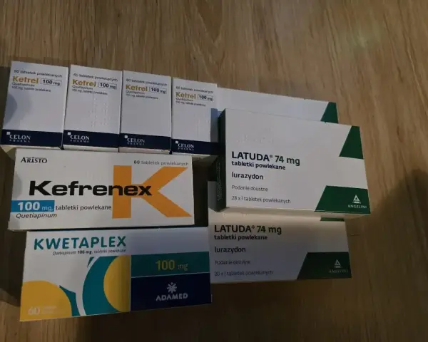 Opakowania leków: Ketrel, Kefrenex, Kwetaplex (zawierające kwetiapinę) oraz Latuda.