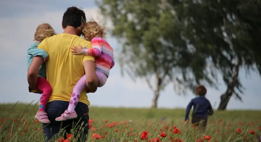 Pogotowie rodzinne co to jest i jak może uratować dziecko w kryzysie